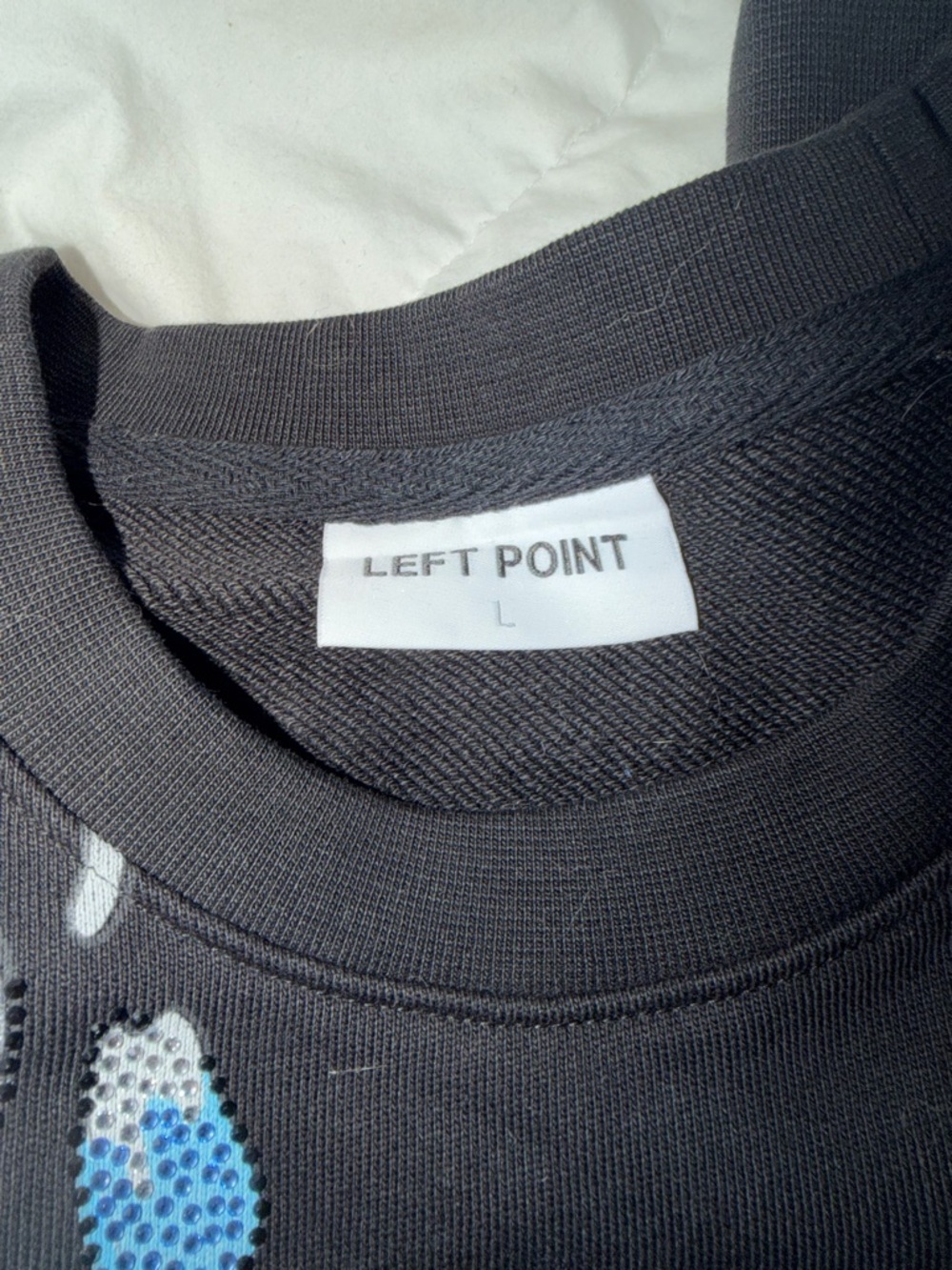 Left Point Rhinestone Crewneck (Black) - Picture 3 of 5